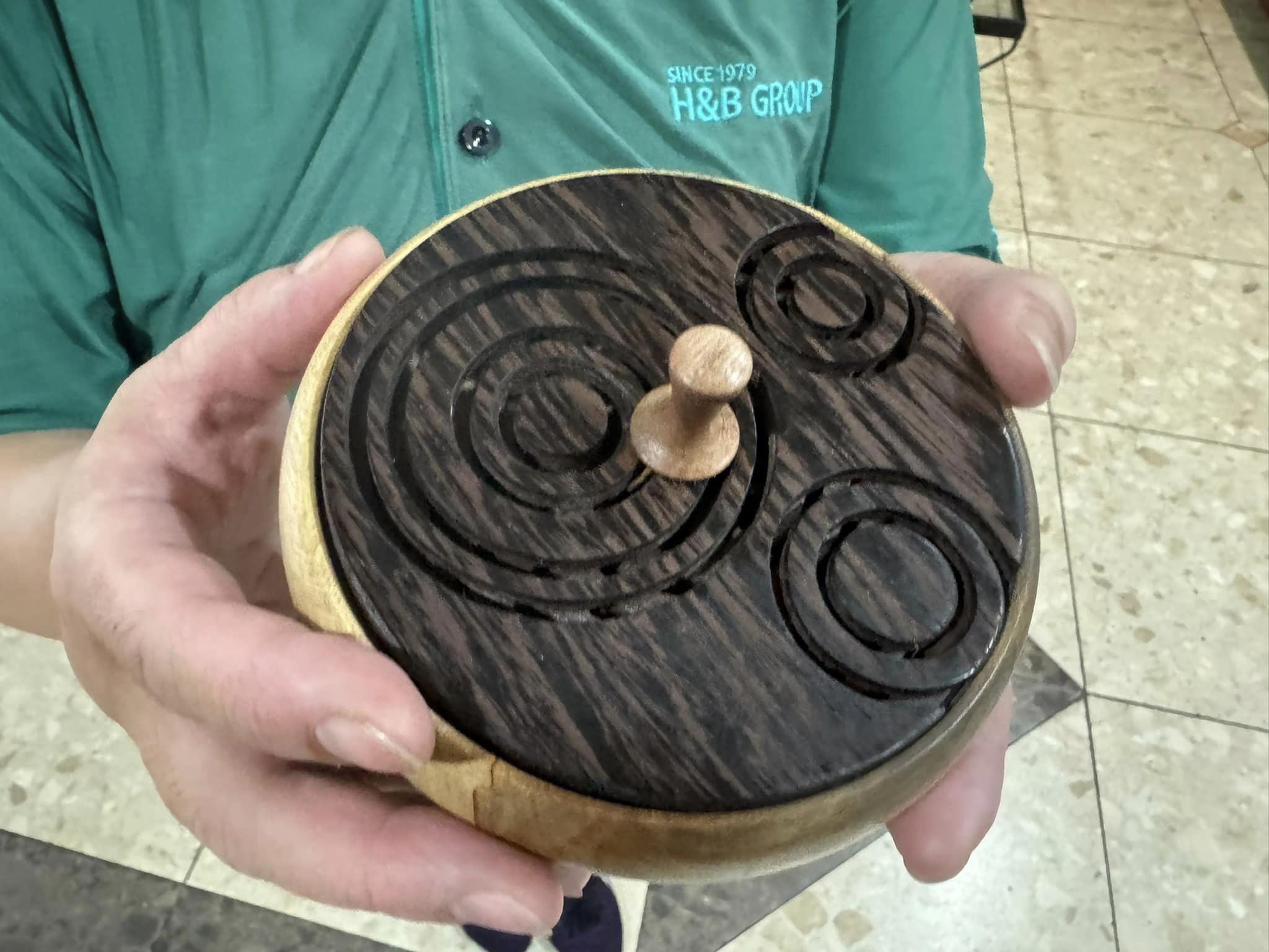 JW09.25 鏤空小盤香爐 視角 2